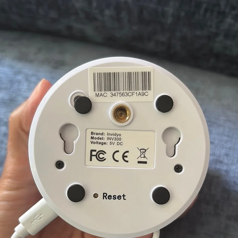 Invidyo White Security Camera with Charger for Baby’s room. (Used)